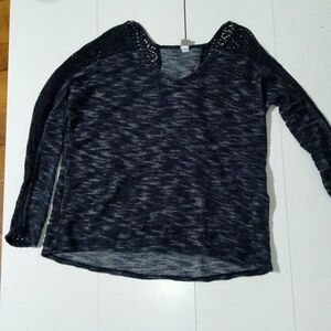Oversize xcvi women small knit top with detailing on arm  and back